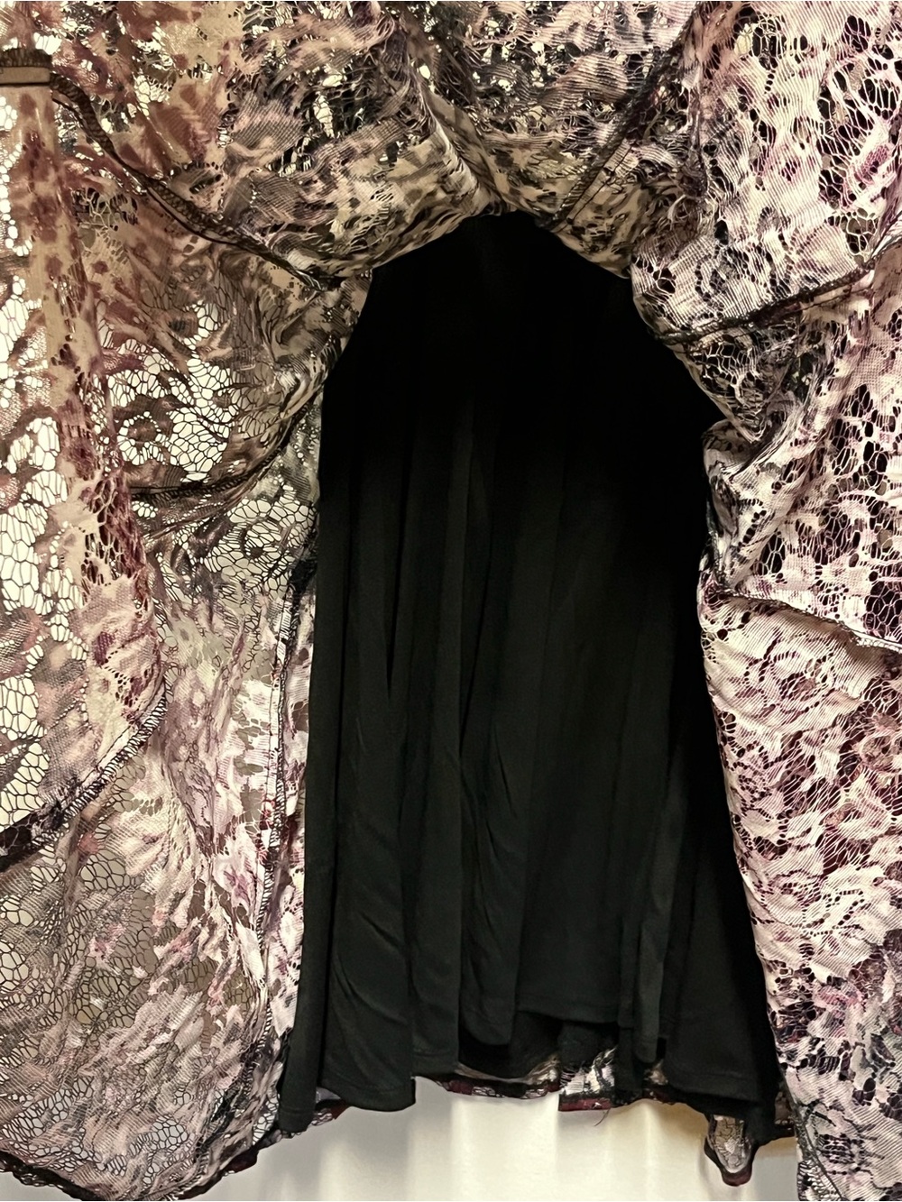 NWT Gabby Skye Lace Overlay Bell Sleeve Dress Black Cream Plum Sz 8 Dark Romance - Picture 11 of 16